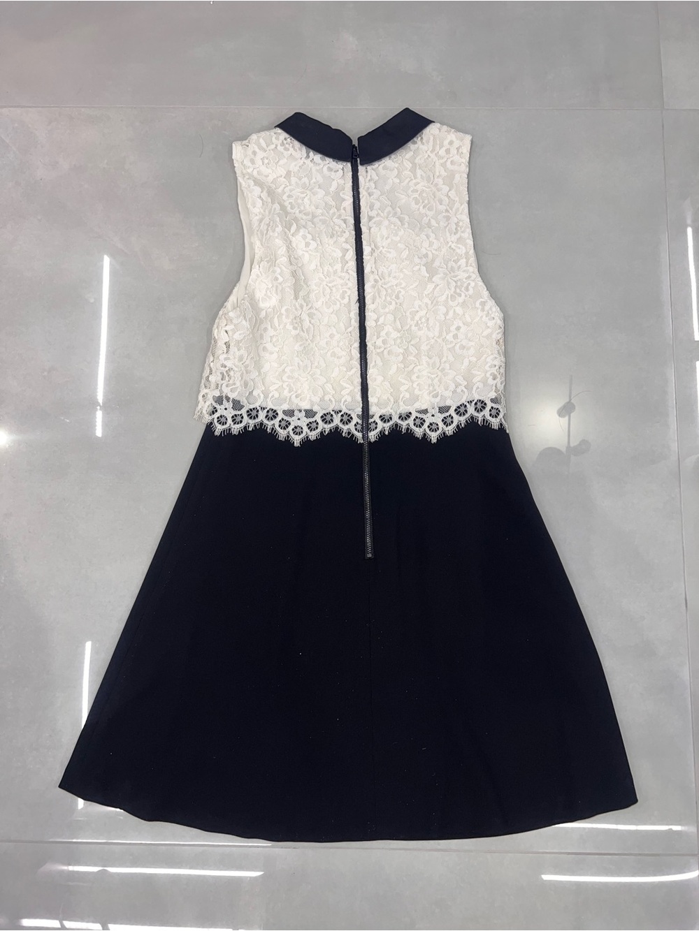 Alice + Olivia Desra  Lace Black Cram Dress Size 4 - Picture 12 of 12